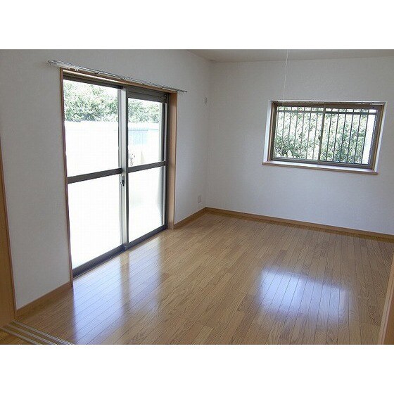 スカイマンションパークⅡの物件内観写真