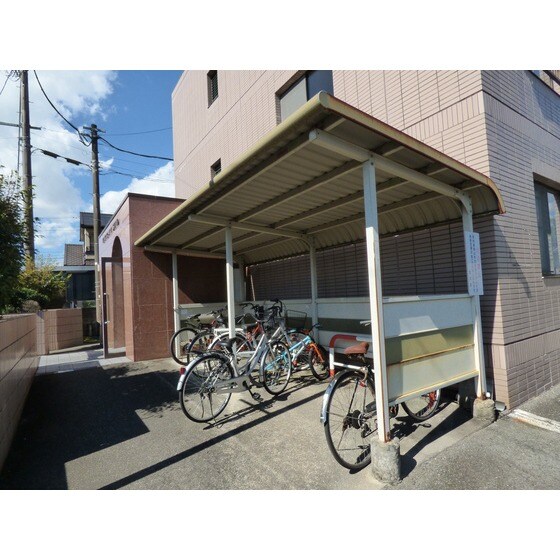 センチュリーヒガシノの物件外観写真