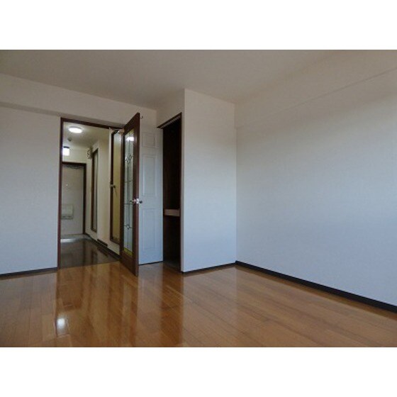 センチュリーヒガシノの物件内観写真