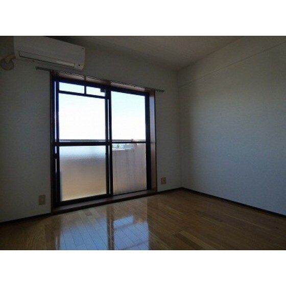 センチュリーヒガシノの物件内観写真