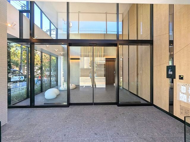 geo ent上野稲荷町の物件外観写真