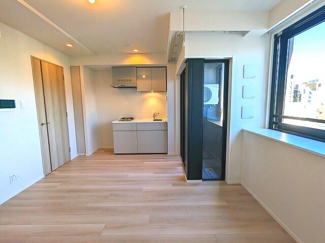 SEASON FLATS Shinokachimachiの物件内観写真