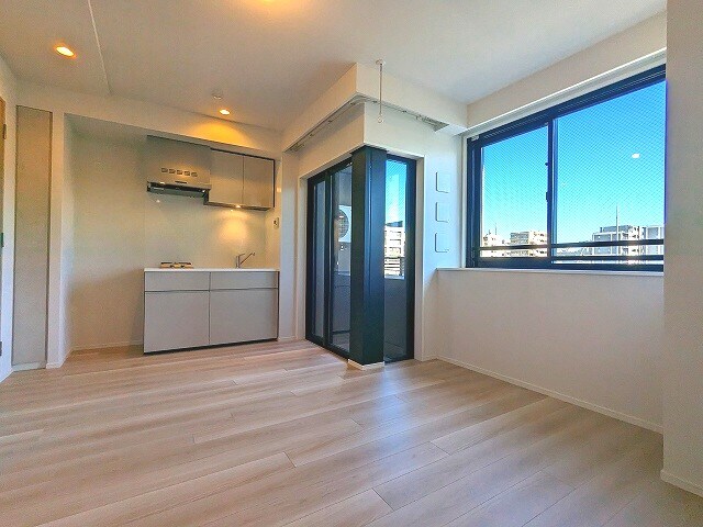 SEASON FLATS Shinokachimachiの物件内観写真