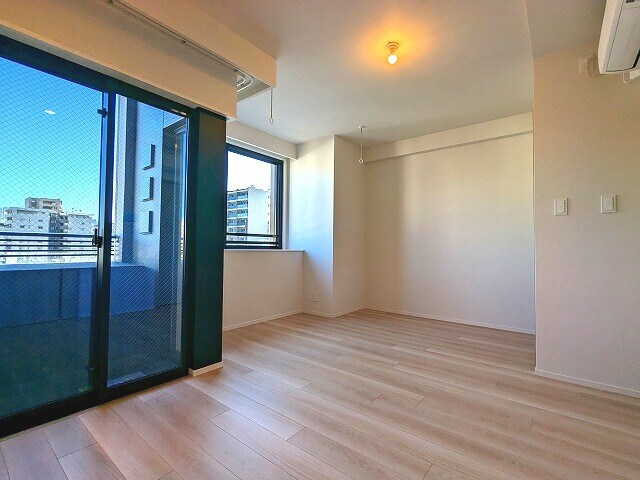 SEASON FLATS Shinokachimachiの物件内観写真