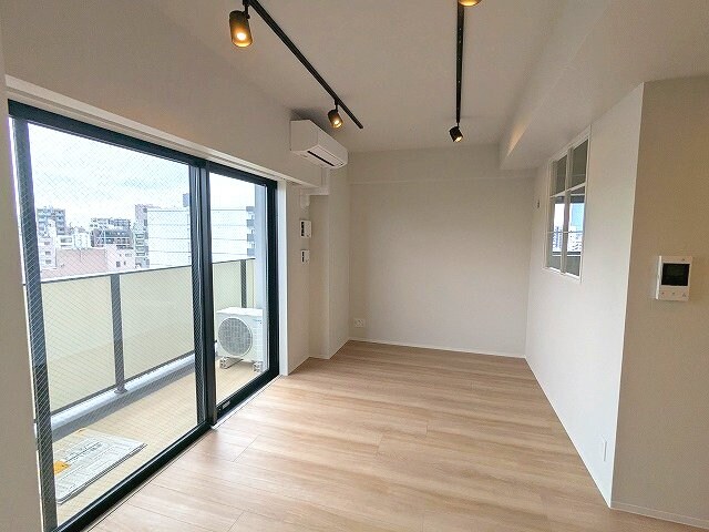 DUO FLATS浅草蔵前の物件内観写真