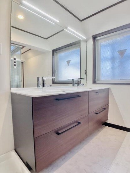 六本木駅 徒歩7分 1-3階の物件内観写真