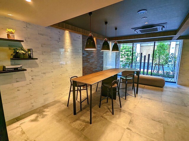 Park Axis上野イーストの物件外観写真