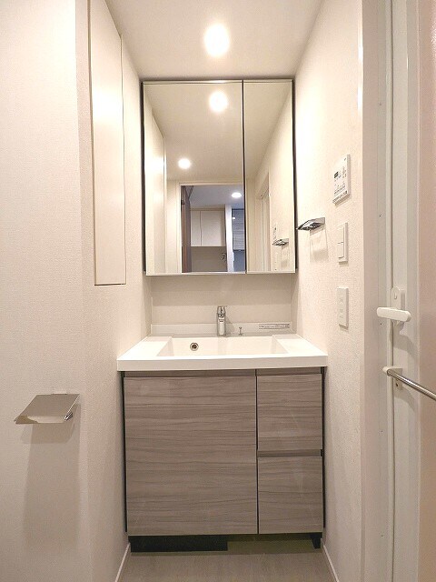 Park Axis上野イーストの物件内観写真