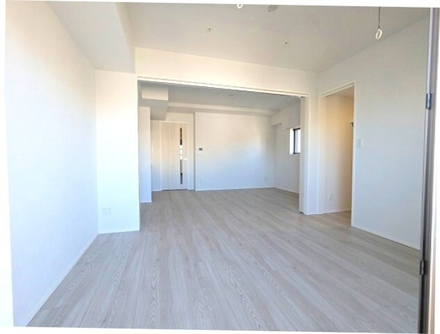 LUMIEC un KITAUENOの物件内観写真