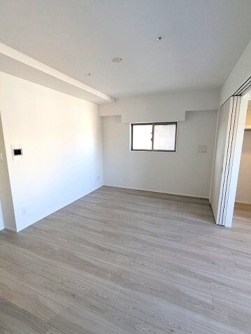 LUMIEC un KITAUENOの物件内観写真