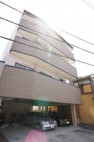 ウィルロクタンの物件外観写真