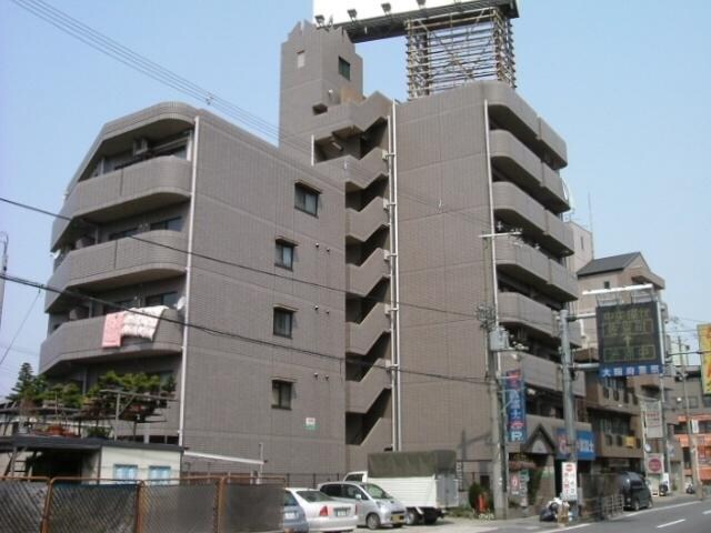 メゾンドールの物件外観写真