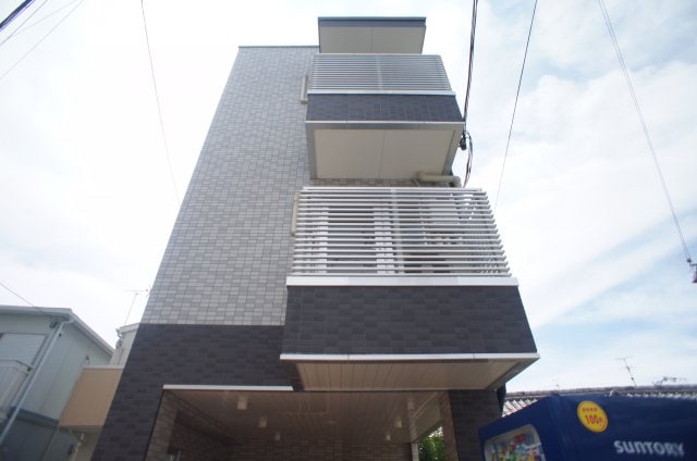 ラ・ハイール喜連の物件外観写真