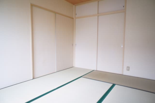 サンライフ岡田の物件内観写真