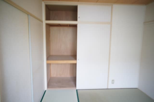 サンライフ岡田の物件内観写真