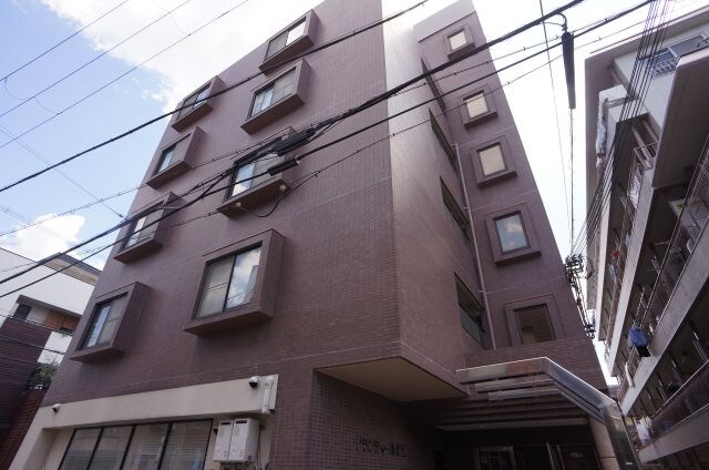 グランディール鹿島の物件外観写真