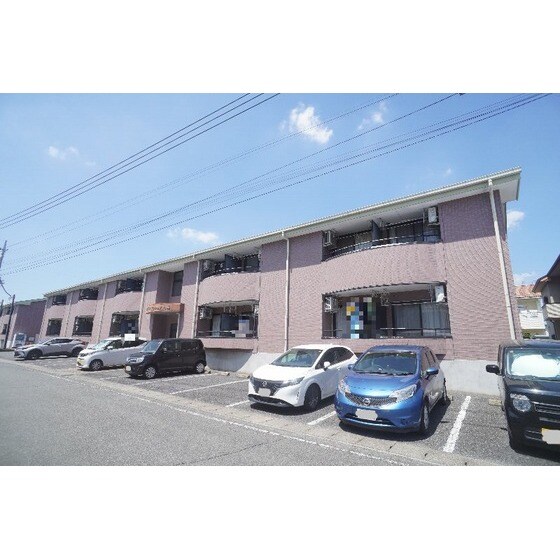 クオリティマンション下小鳥の物件外観写真