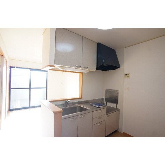 リビングタウン西浦の物件内観写真