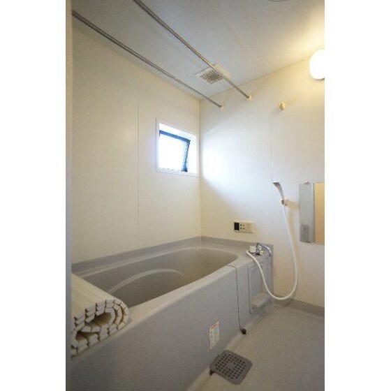 リビングタウン西浦の物件内観写真