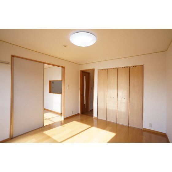 リビングタウン西浦の物件内観写真