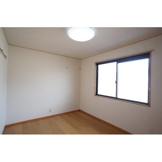 リビングタウン西浦の物件内観写真