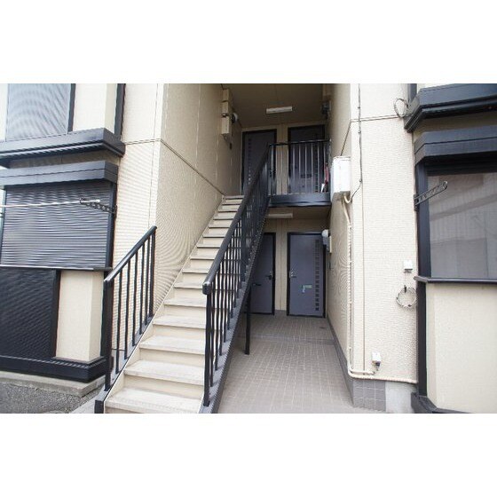 ル・クロワールＢ棟の物件外観写真