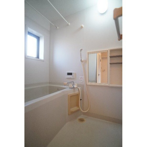 ラ・プリムヴェールＡ棟の物件内観写真