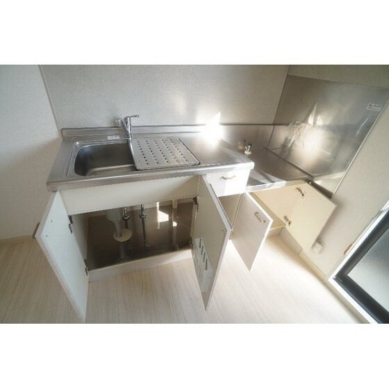 ラ・プリムヴェールＡ棟の物件内観写真