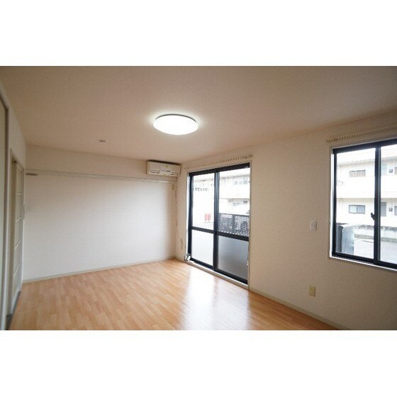 オークスアベニュー　Ａ棟の物件内観写真