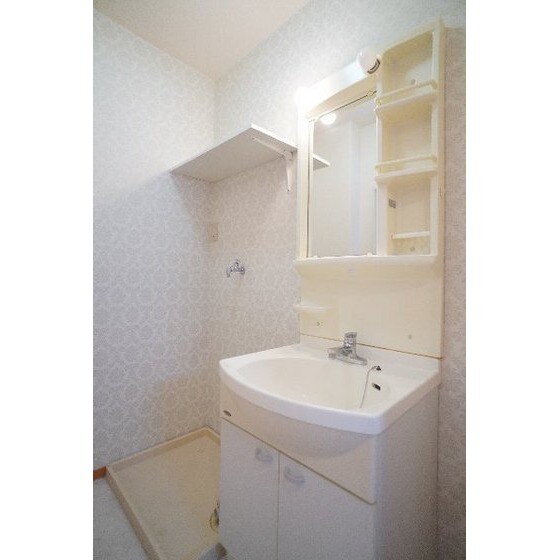 グレイ飯塚の物件内観写真