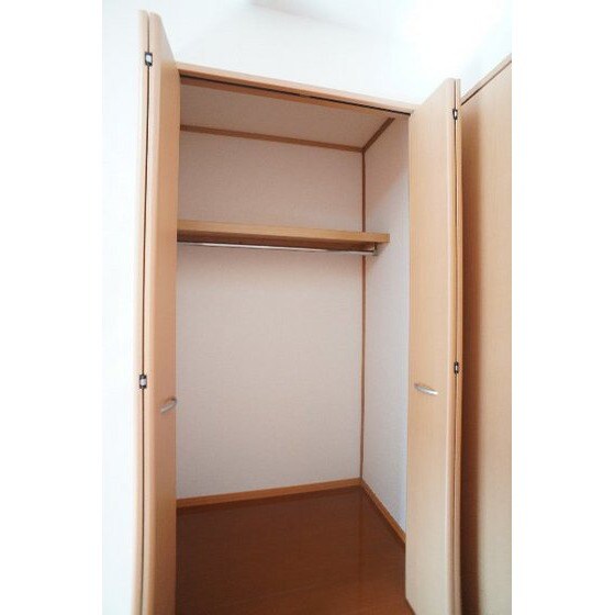 グレイ飯塚の物件内観写真