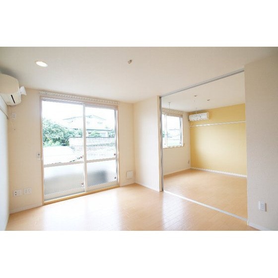 ウイスタリアの物件内観写真