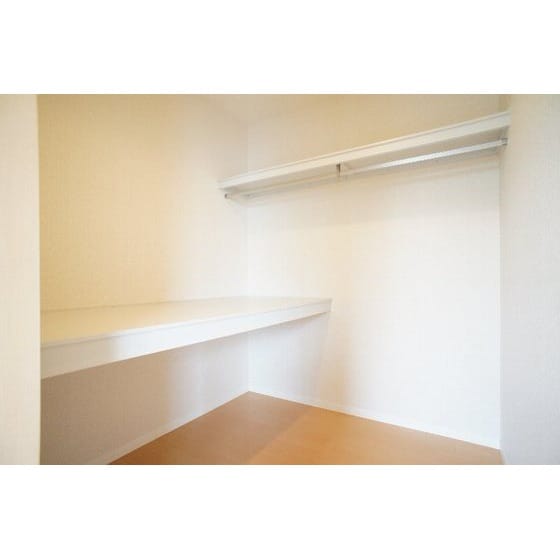 ウイスタリアの物件内観写真