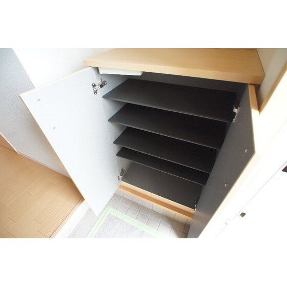 ウイスタリアの物件内観写真