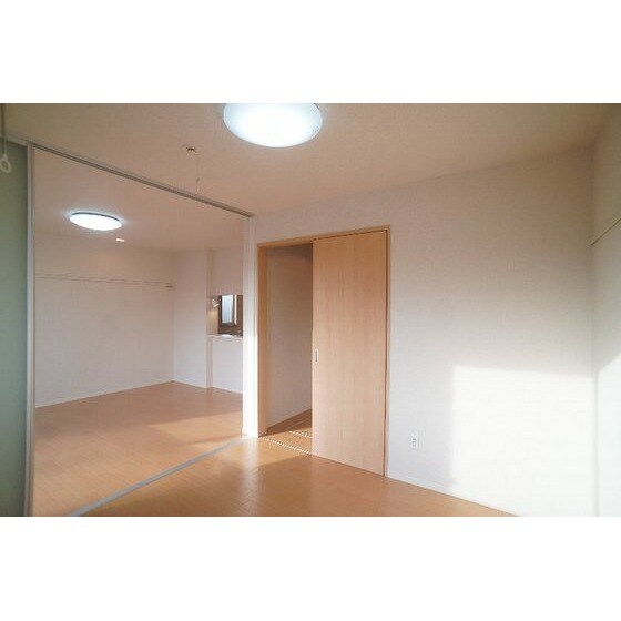 ウイスタリアの物件内観写真