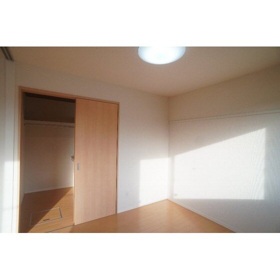 ウイスタリアの物件内観写真