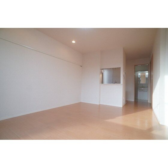 ウイスタリアの物件内観写真