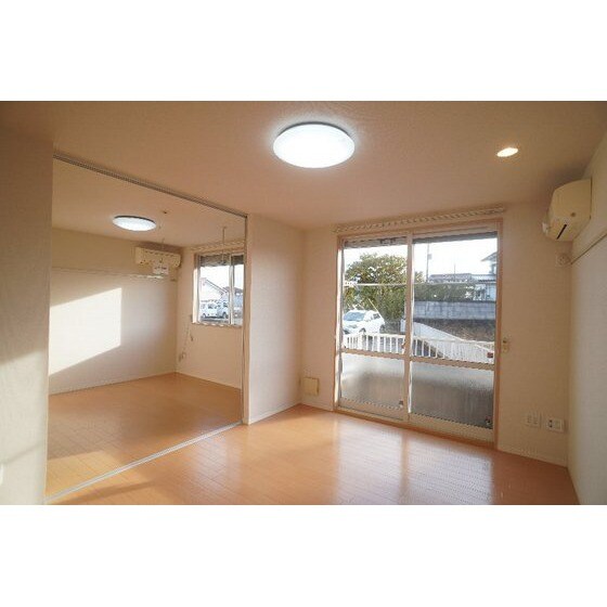 ウイスタリアの物件内観写真