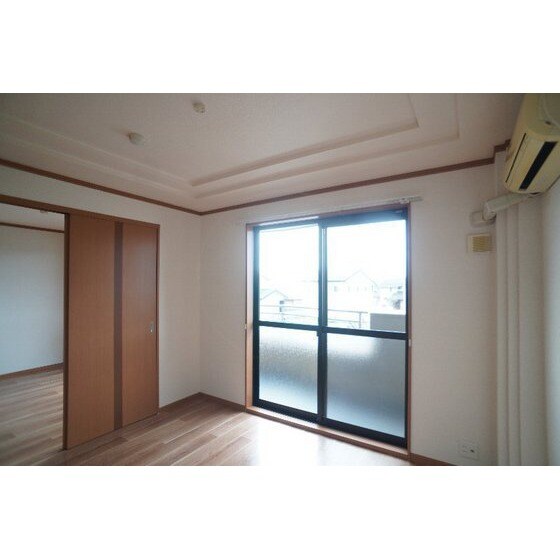 コンフォート　レジデンスの物件内観写真