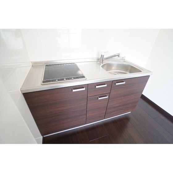 ラウレア（井野町）の物件内観写真