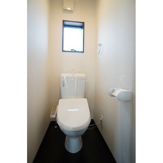 ラウレア（井野町）の物件内観写真