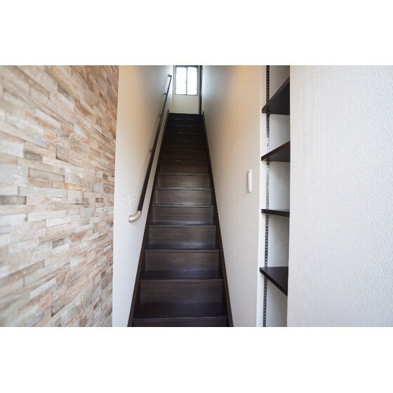 ラウレア（井野町）の物件内観写真