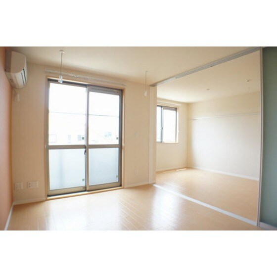 エスターテの物件内観写真