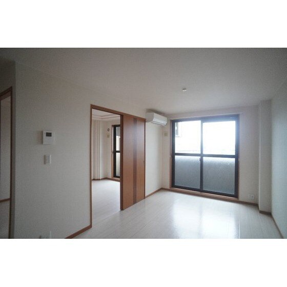 サンライズ・ガーデンの物件内観写真