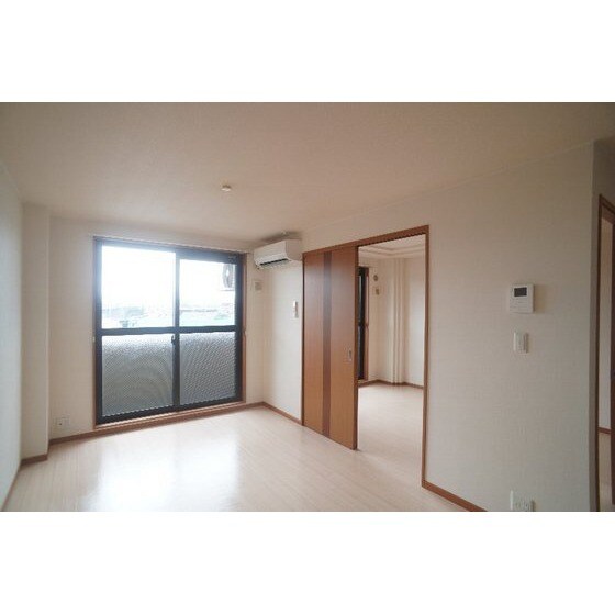 サンライズ・ガーデンの物件内観写真