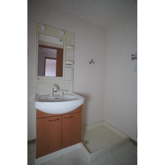 サンライズ・ガーデンの物件内観写真