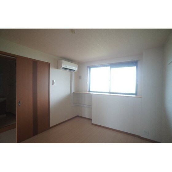 サンライズ・ガーデンの物件内観写真