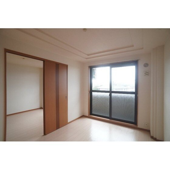 サンライズ・ガーデンの物件内観写真