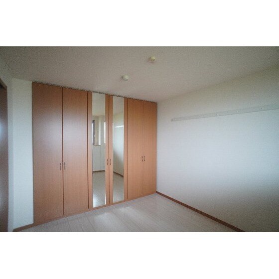 サンライズ・ガーデンの物件内観写真