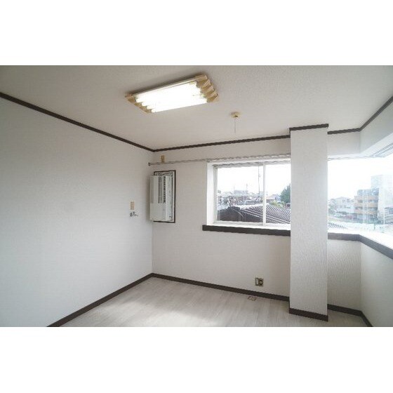 シェルコート若松町の物件内観写真